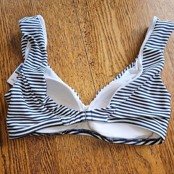 Time and Tru Women’s Size M 8 to 10 Navy & White Bathing Suit Top NWT - Picture 2 of 8